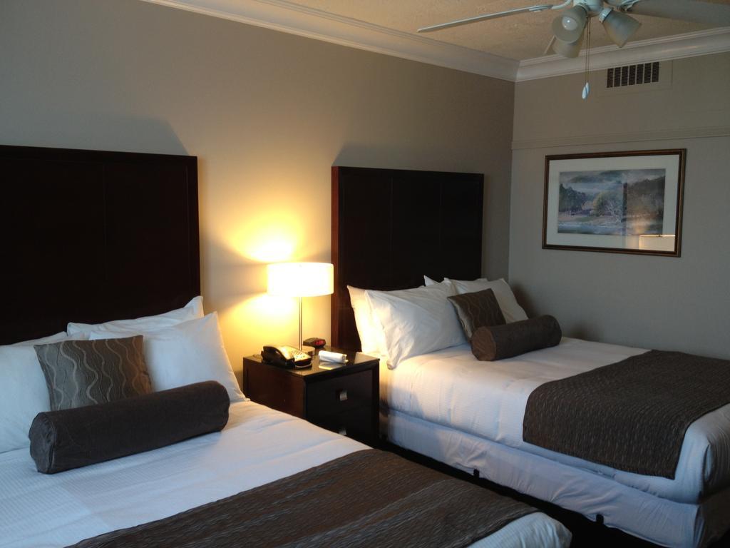 Capital Center Hotel 3*